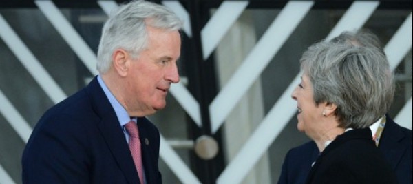 L&#039;Europa sta cercando di salvare Theresa May