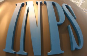 Inps, attivo il servizio per la domanda per il bonus domestici