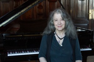 Mehta conoci&oacute; a Argerich en Viena, cuando la pianista ten&iacute;a tan solo 11 a&ntilde;os