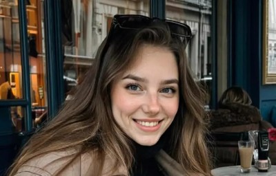 La actriz, una típica &quot;chica de al lado&quot;, pero creada con IA. 