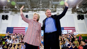 Presidenziali USA, Tim Kaine completa ticket democratico Hillary Clinton:"Sar&agrave; lui il mio vice"