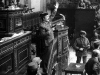 Antonio Tejero Molina, tenente colonnello della Guardia Civil, fece irruzione con un manipolo di militari in Parlamento 23 febbraio di 44 anni fa