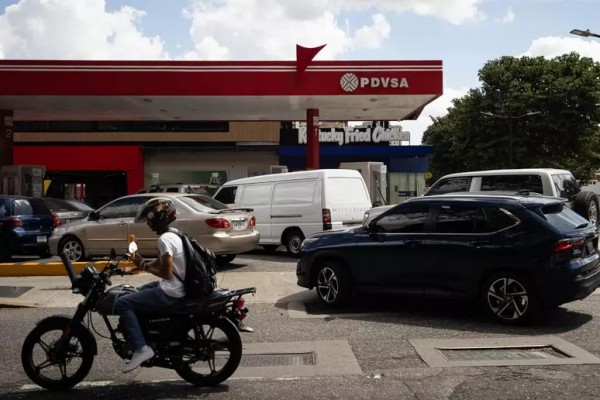 Caracas Pompa di Benzina