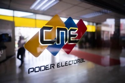 L'UE prepara una missione con 100 osservatori per supervisionare le elezioni presidenziali in Venezuela