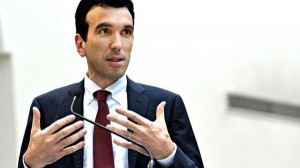 Agricoltura: Martina, G7 l'associazione di Bono contro la fame